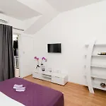 Estrella شقة دوبروفينك